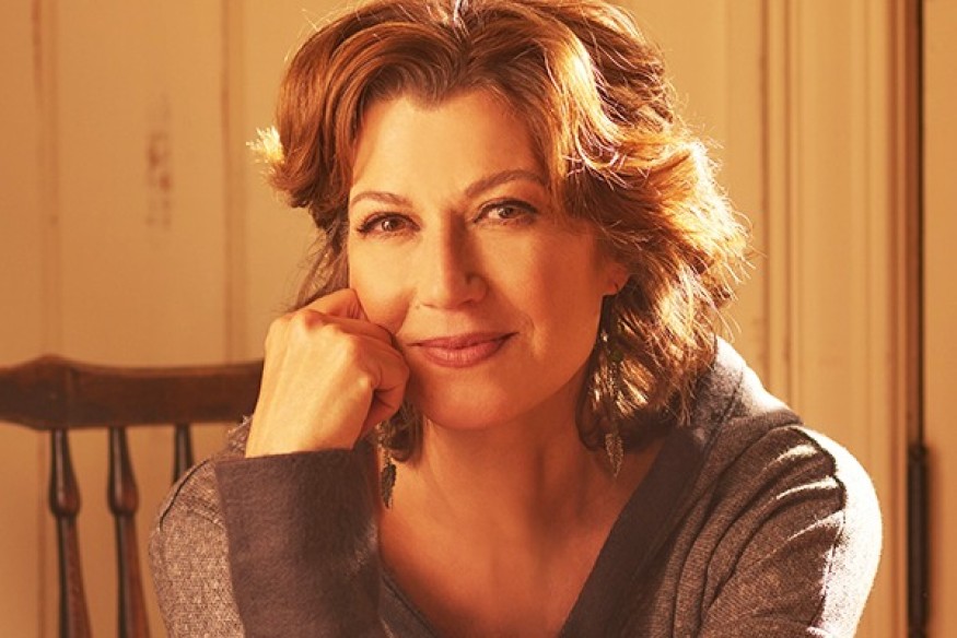 Amy Grant to Appear on CBS December 12